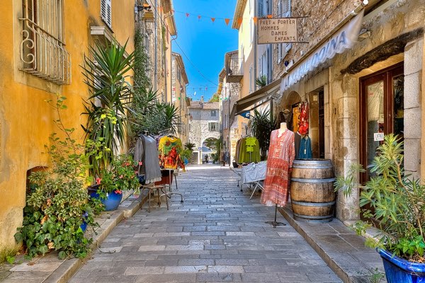 VALBONNE